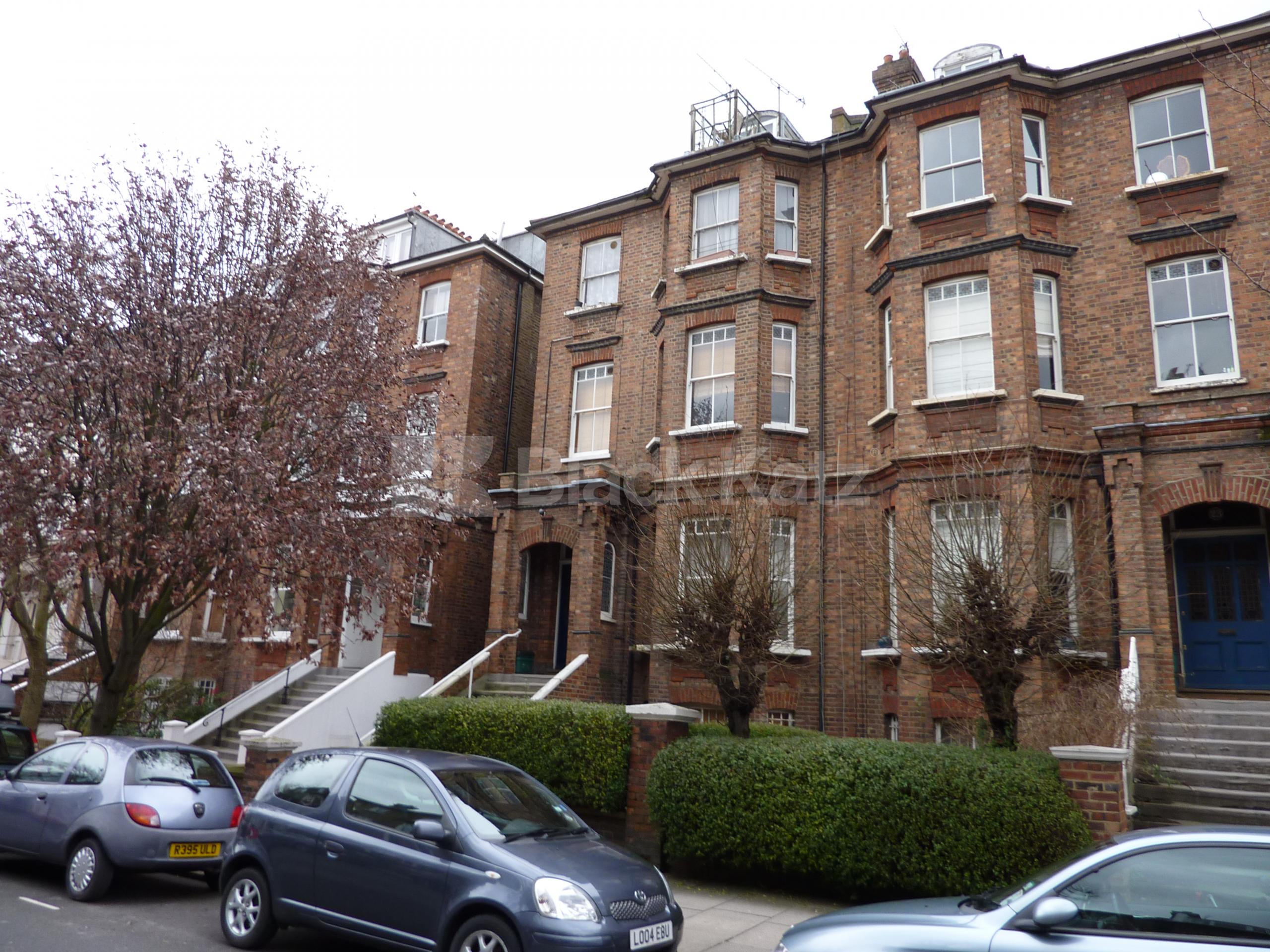 			NEAR PRIMROSE HILL! , 2 Bedroom, 1 bath, 1 reception Flat			 Adamson Road, SWISS COTTAGE NW3